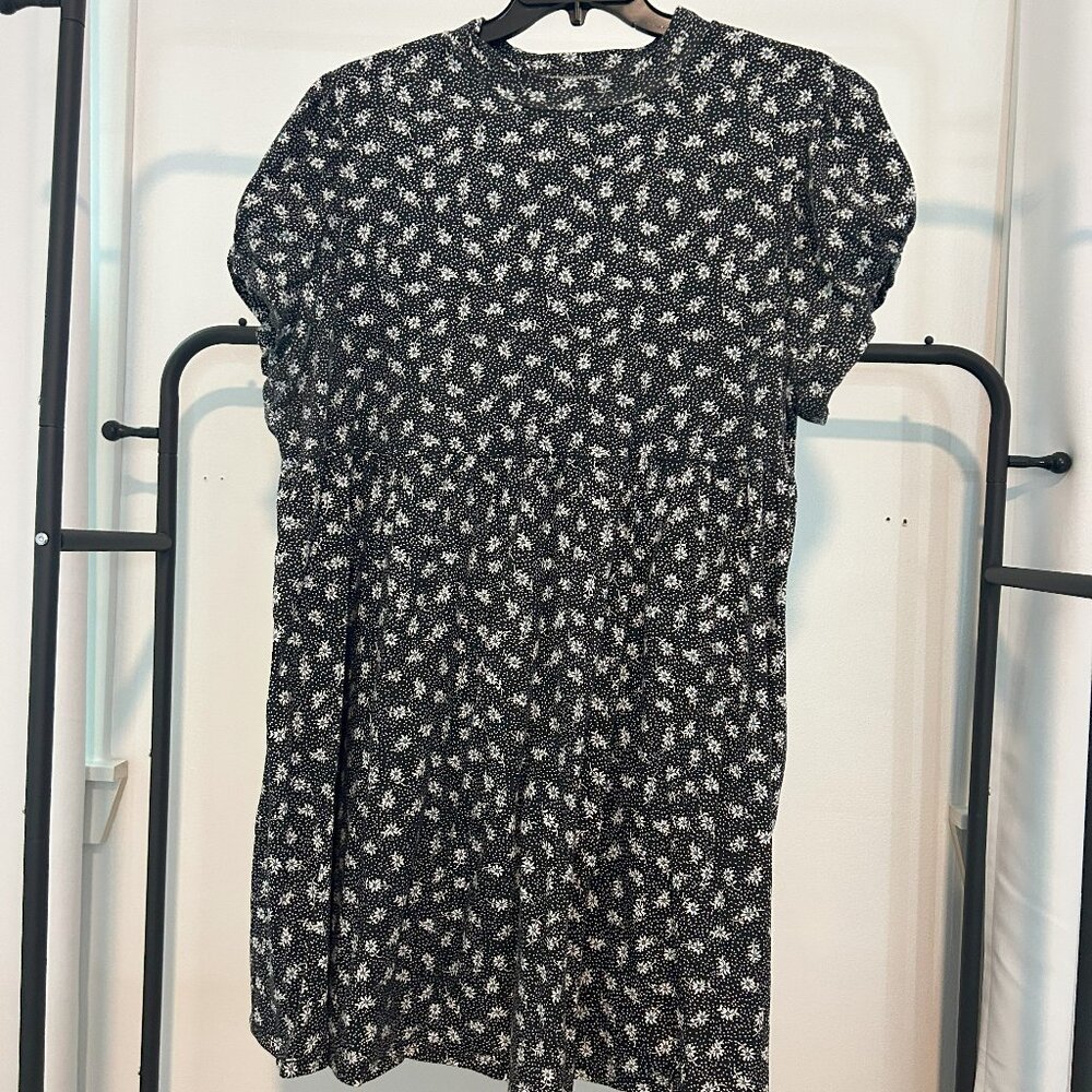 Black Pattern Dress with Pockets